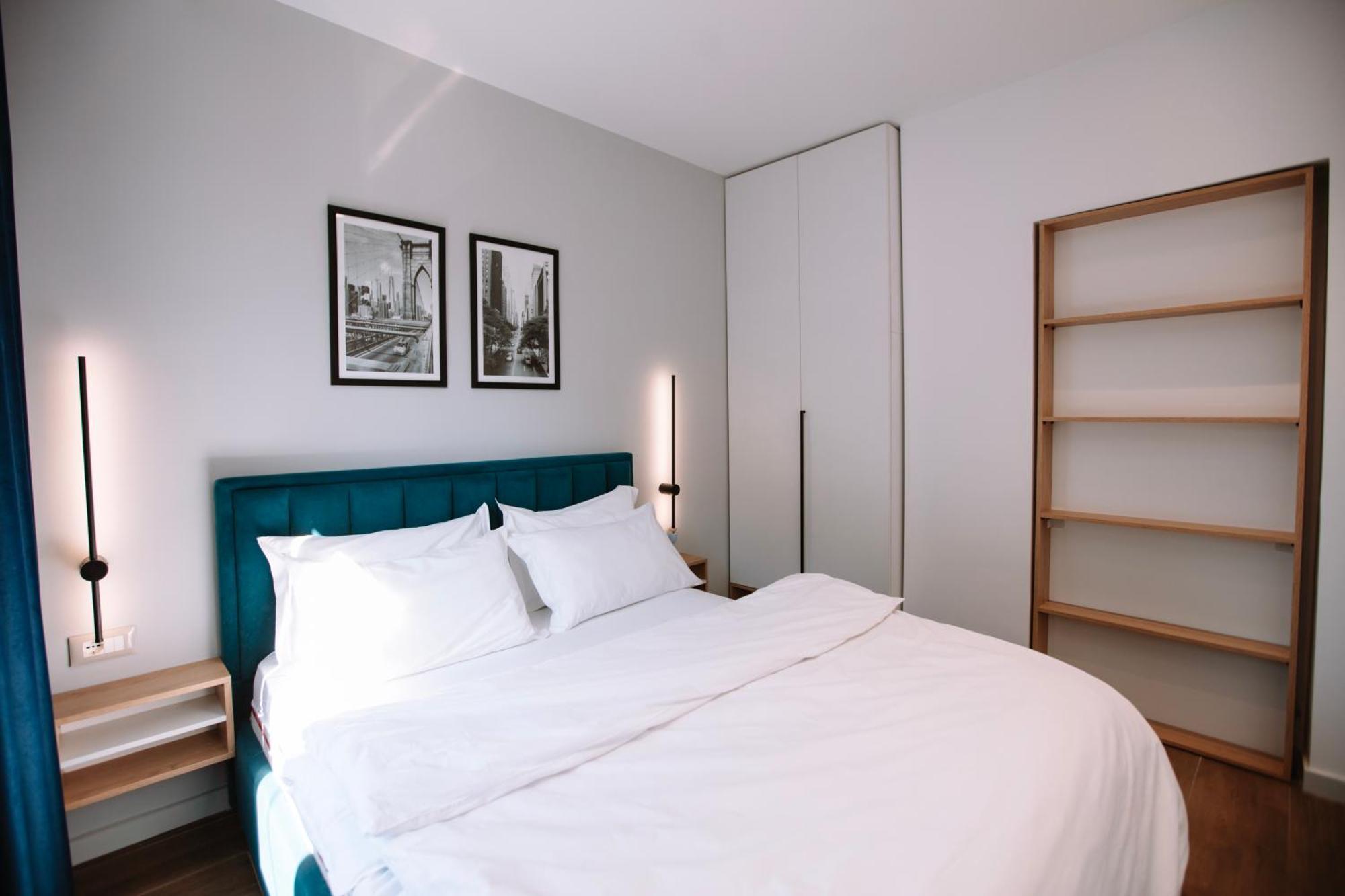 Barrikada Str Modern - The Nest *