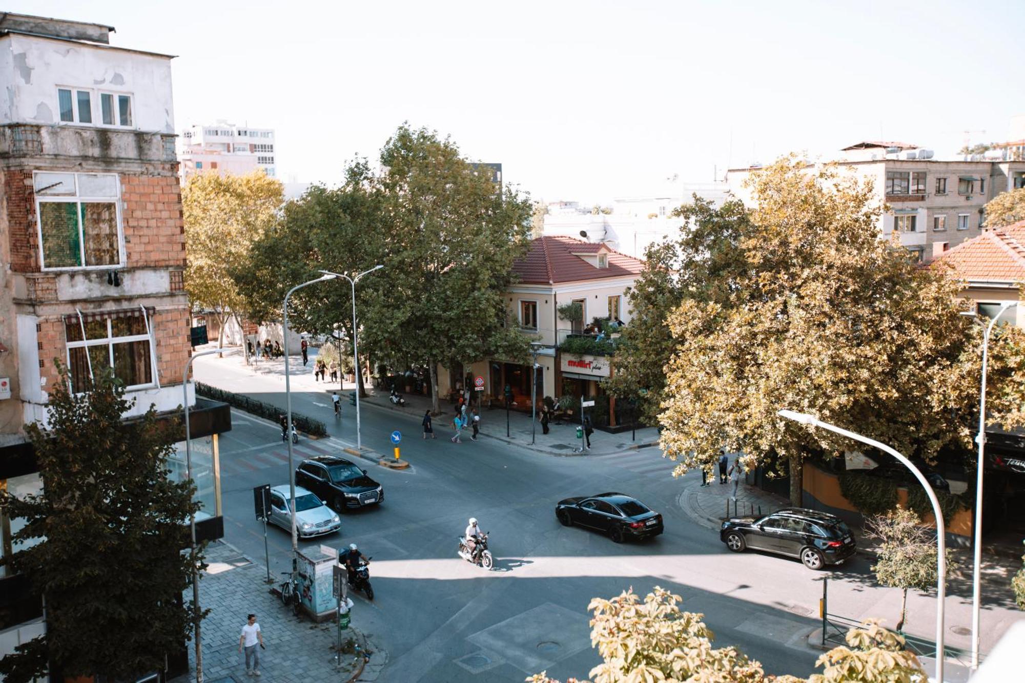 Barrikada Str Modern - The Nest * Tirana